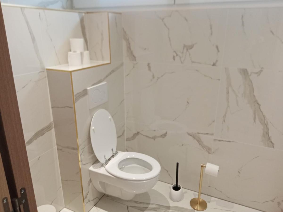 Jolie Maison, Balneo Lumino Therapie Et Terrasse Colmar Ngoại thất bức ảnh