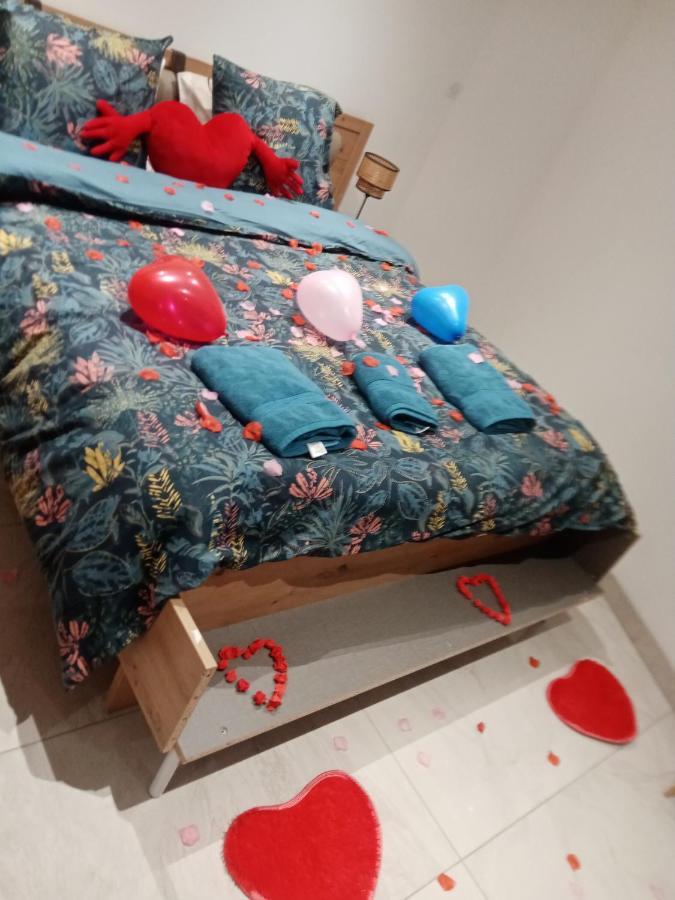 Jolie Maison, Balneo Lumino Therapie Et Terrasse Colmar Phòng bức ảnh